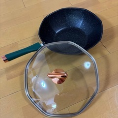ノンスティック鍋(新品)の画像