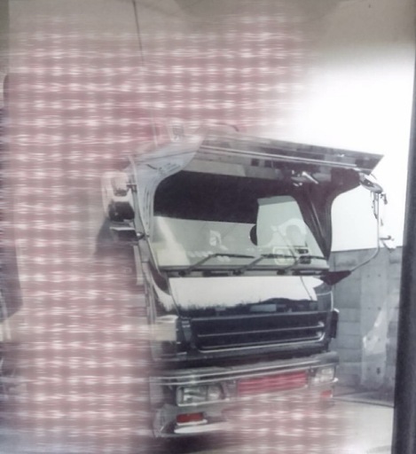 イスズ　ギガ　　フロントバイザー