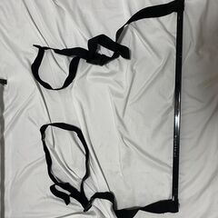角度が変えれるクッションが付いた台の画像