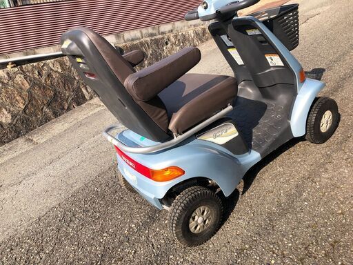 ☆彡①!!!バッテリー新品! スズキ製・電動車いす・車椅子・セニアカー!シニアカー!!介護用品。すぐに乗れます。免許不要。操作簡単!!免許返納!!激安!絶対お得です♪