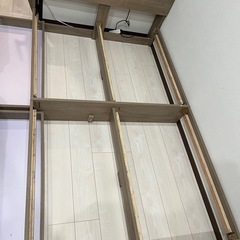 セミダブル　ベッドフレーム　引き出しありの画像