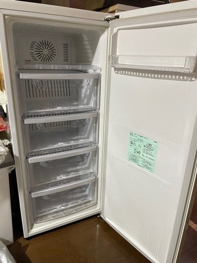 三菱　ノンフロン　冷凍庫　121L 三菱ノンフロン冷凍庫121L