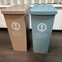 ゴミ箱　高さ53×奥行36×幅24センチ　の画像