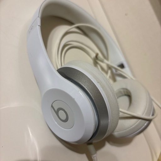beats 有線ヘッドフォン