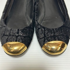 ジュゼッペザノッティ　フラットシューズ　パンプス　黒　ゴールド　24.5cmの画像