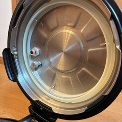 電気圧力鍋の画像
