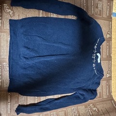 長袖ニット？Tシャツ？