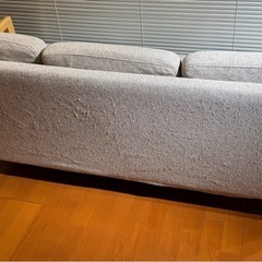 美品　モモナチュラルソファの画像