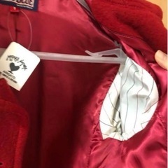 BLUE BLUE  レッドコートの画像