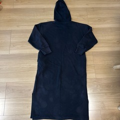 UNIQLO ユニクロ　パーカーワンピース　ブラック　黒の画像