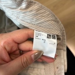UNIQLO ユニクロ　ホワイト チノパン 2枚セットストレート　無地　シンプルの画像