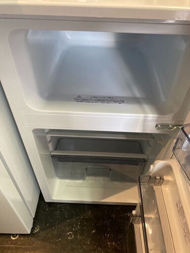 ☆中古￥5,000！Abitelax　90㍑2ドア冷蔵庫　家電　2023年製　AR-951型　幅48㎝ｘ奥行54㎝ｘ高さ86㎝　【BA107】