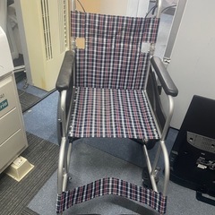 配送可能　未使用近い 日進医療器 アルミ製 介助用車いす 背折れ...