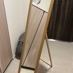 きれいな全身鏡の画像