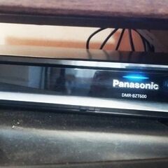 Panasonic  DMR-BZT600  3番組同時録画の画像