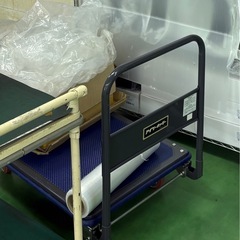 ほぼ未使用　定価30000円　折り畳み式ハンドル台車