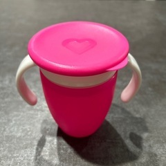 数回使用のみ！最終値下げ　ミラクルカップ マンチキン　ピンク