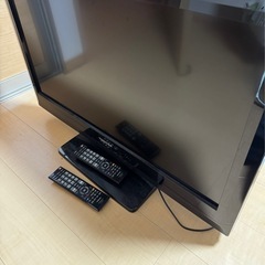 テレビ32型2011年製
