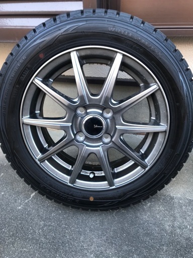 スタッドレスタイヤ