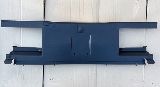 メルセデスベンツW201 190Eトランク内トリム