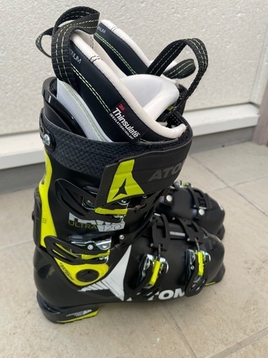 超美品　ATOMIC スキーブーツ25.5cm