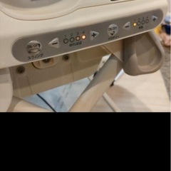 コンビのハイローチェアの画像