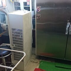 米、貯蔵庫野菜、ビール、酎ハイ、その他物入れに米保冷庫！価格相談あり、、の画像