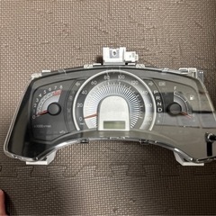 トヨタ アイシス スピードメーター