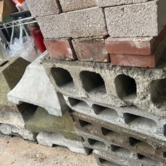 コンクリートブロック　　無料でどうぞ！
の画像