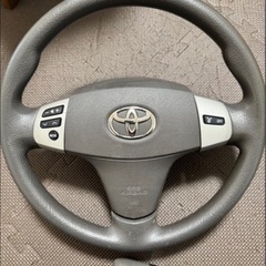トヨタ アイシス ハンドル・シフトノブ