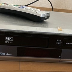 パナソニックVHS.DVDプレーヤー