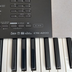 電子ピアノの画像