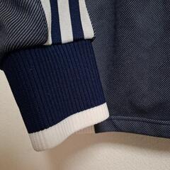 美品adidasジャージフード付きの画像