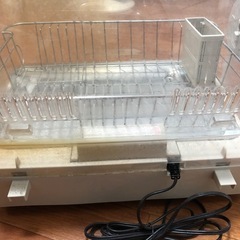 食器乾燥機　まな板も立てれます
の画像