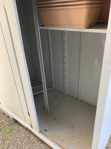 屋外物置