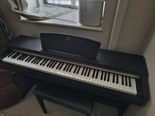 電子ピアノ　ヤマハ　YDP-161B