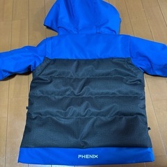 フェニックスのスキーウェアの画像