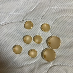 オーダースーツのボタン