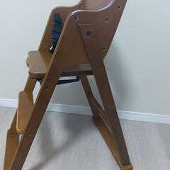 子ども用　木製ハイチェアの画像