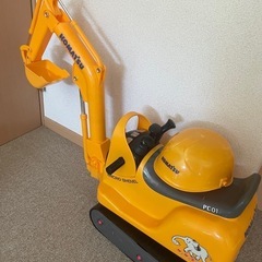 コマツ　ショベルカー　おもちゃ