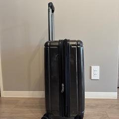 お取引中
OUTDOORキャリーケースの画像