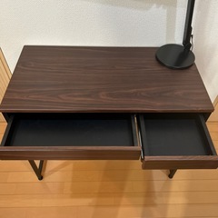 デスクセット　チェア・デスクライト（単品可）の画像