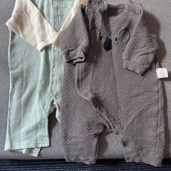男の子 70サイズロンパース、肌着【2】の画像