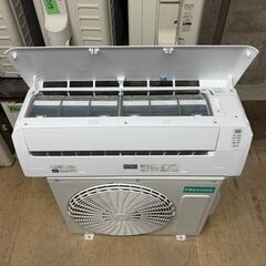 K06022 中古エアコン ハイセンス 2020年製 主に10畳用 冷房能力 2.8KW / 暖房能力 3.6KWの画像