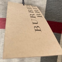 Burberryカーディガン新品タグ付の画像