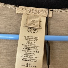 Burberryカーディガン新品タグ付の画像