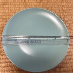 【無料】IKEAの皿　直径26㎝で2枚の画像