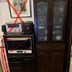 食器棚（オーブンラックもあります）の画像