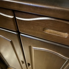 食器棚（オーブンラックもあります）の画像