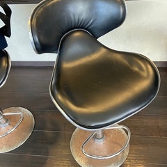 カウンターチェアの画像